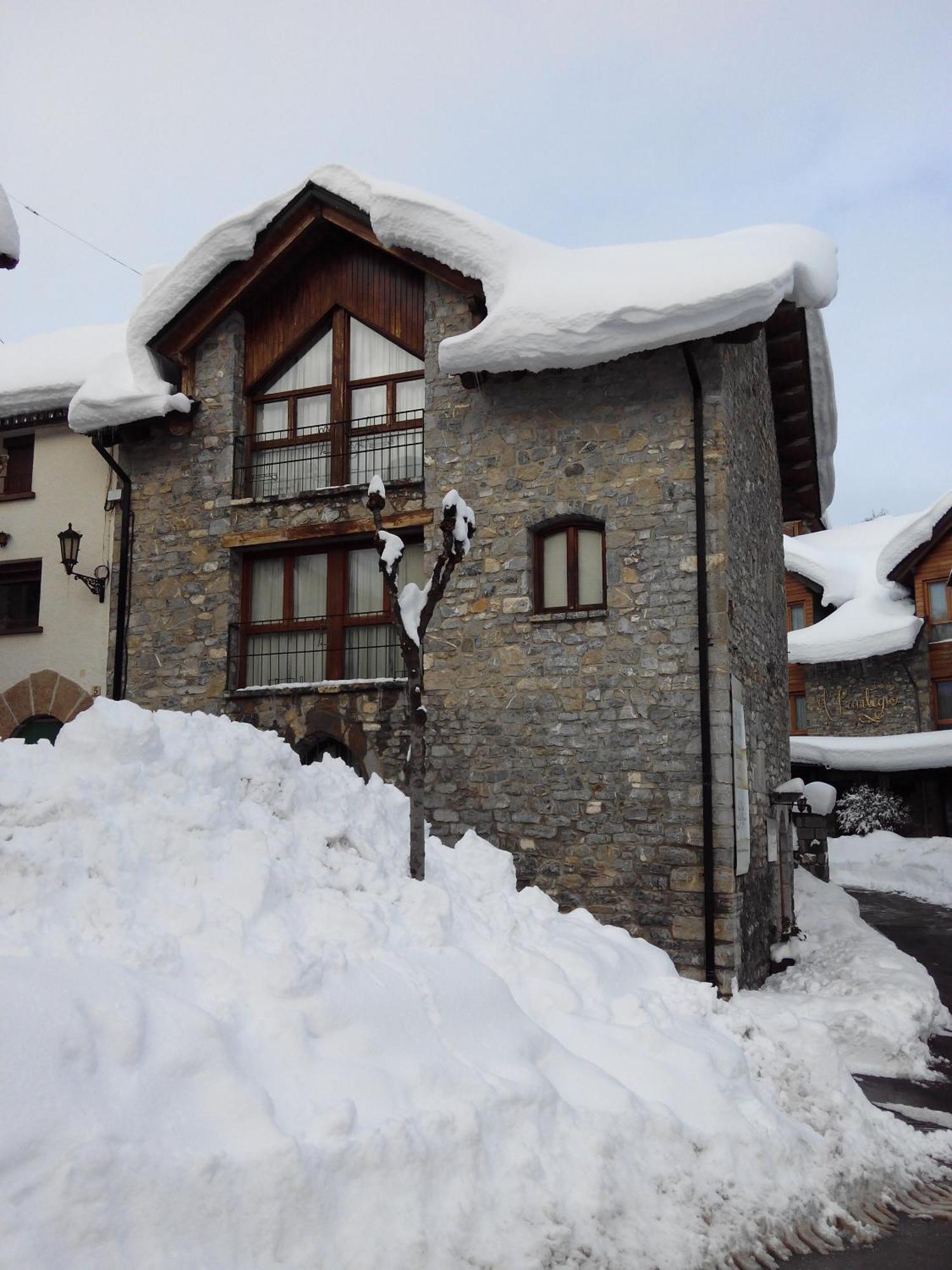 Abadia Del Pirineo Hotel Tramacastilla de Tena Exterior photo